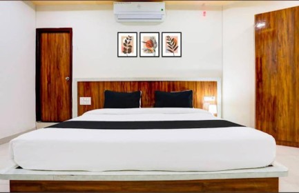 Luxury Air Conditioned Room